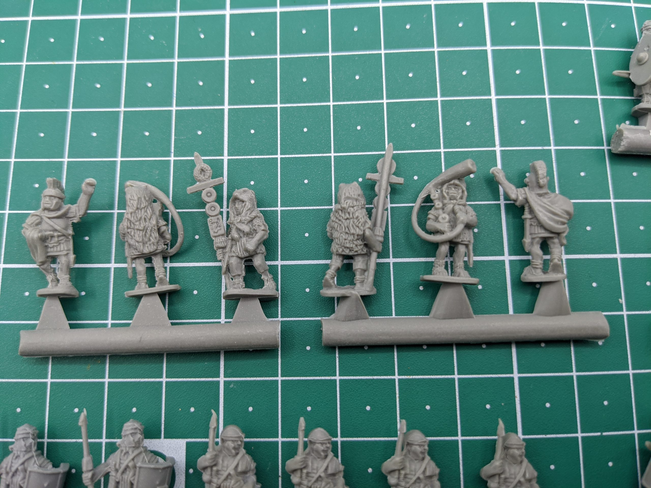 Review Plastic Soldier’s Early Imperials and Celts well plastic