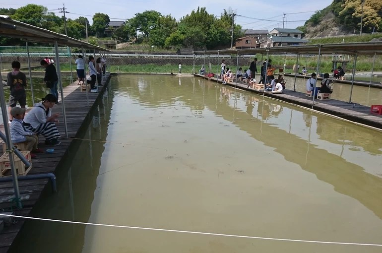 GW連日大盛況 福岡にある釣り堀CAFE NOELのスタッフブログをご覧ください