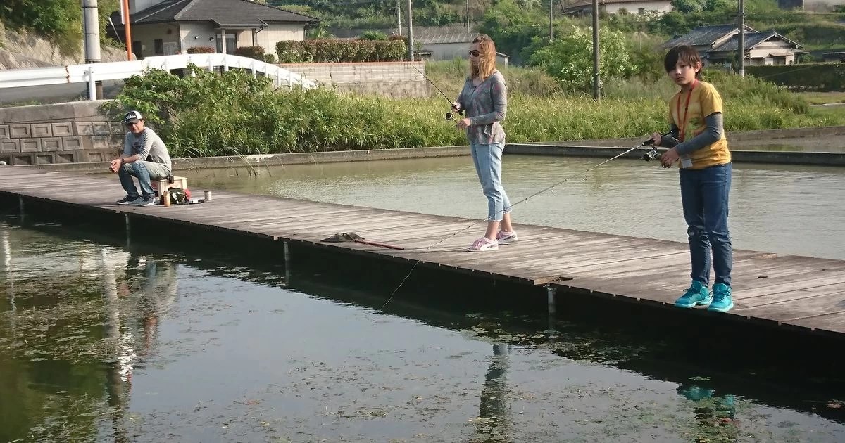 ご家族で釣り 福岡の釣り堀での様子をギャラリーページにて詳しく掲載しています