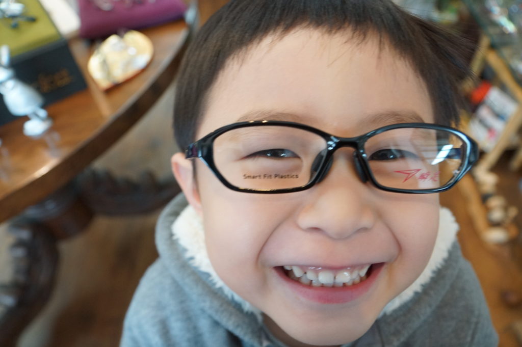 めがね工房ノエル 下関市長府にあるおしゃれな眼鏡屋さん 子供用眼鏡の保険適用・助成金について