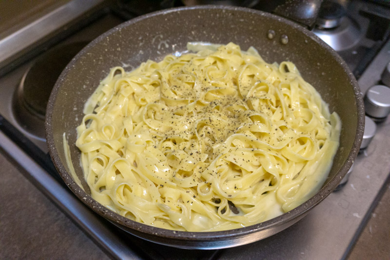 3Ingredient Fettuccine Alfredo Without Cream Recipe No Frills Kitchen