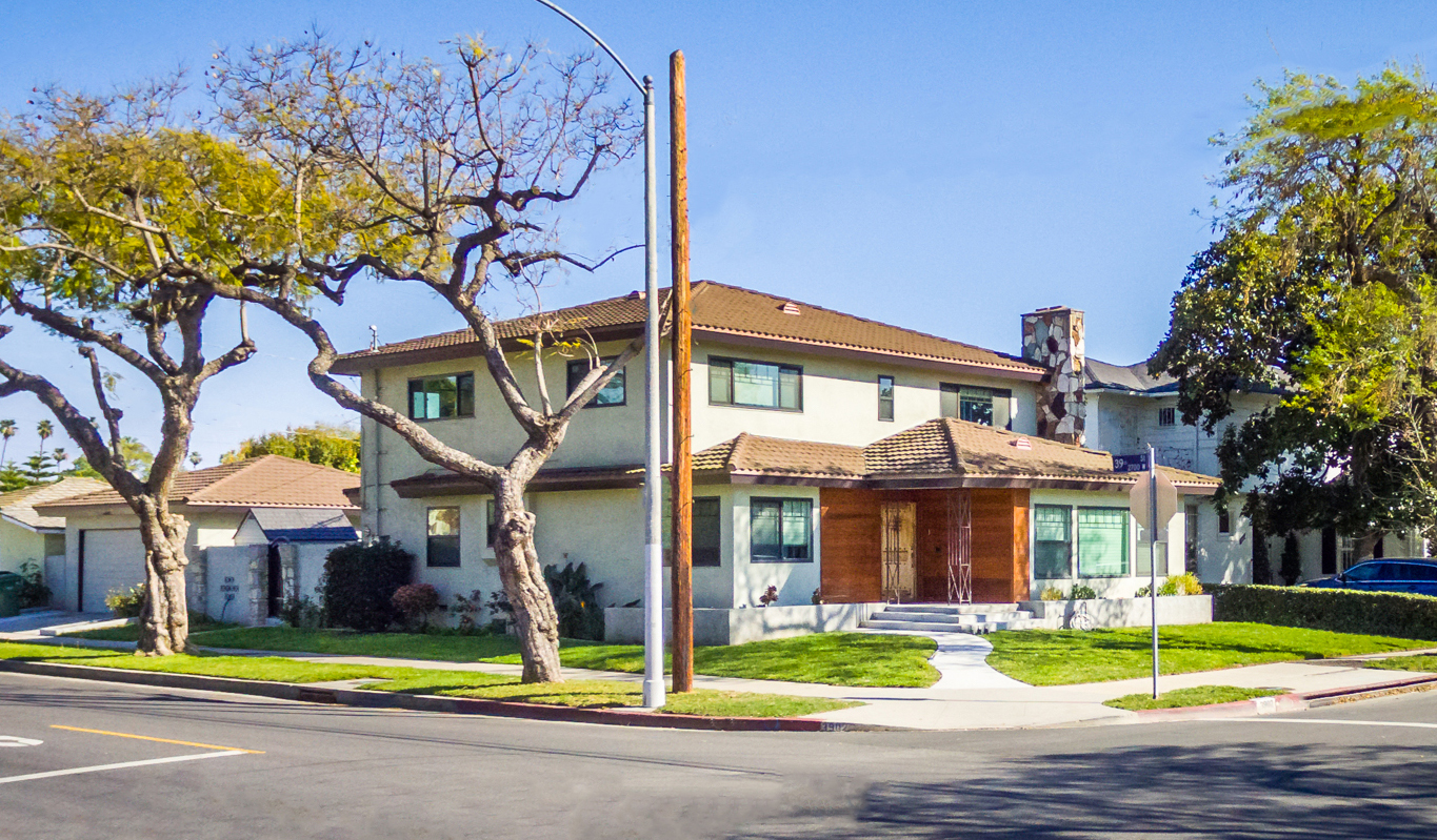Big Remodeled Home in Leimert Park (Los Angeles, Ca) NOHCO Real Estate