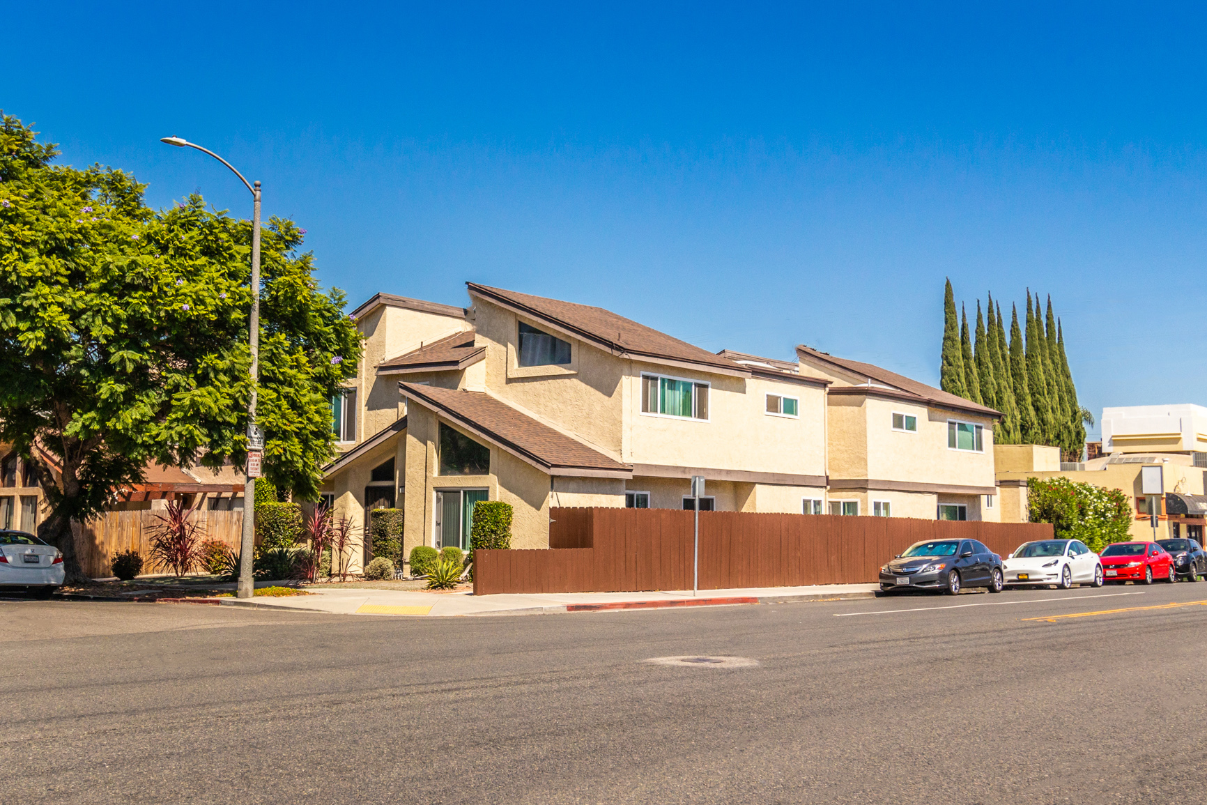 Triplex in California Heights NOHCO Real Estate