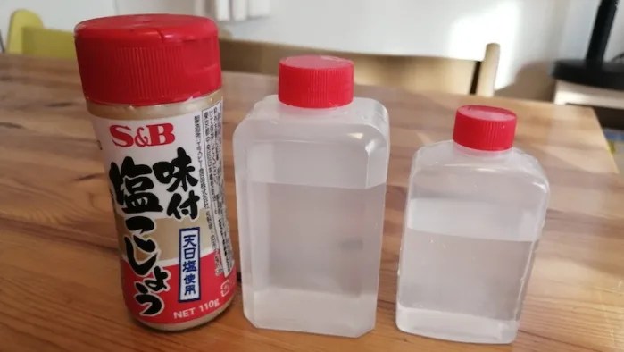 セリア・ダイソーのおすすめ調味料ボトル【100均キャンプ道具】｜ノマドキャンプ