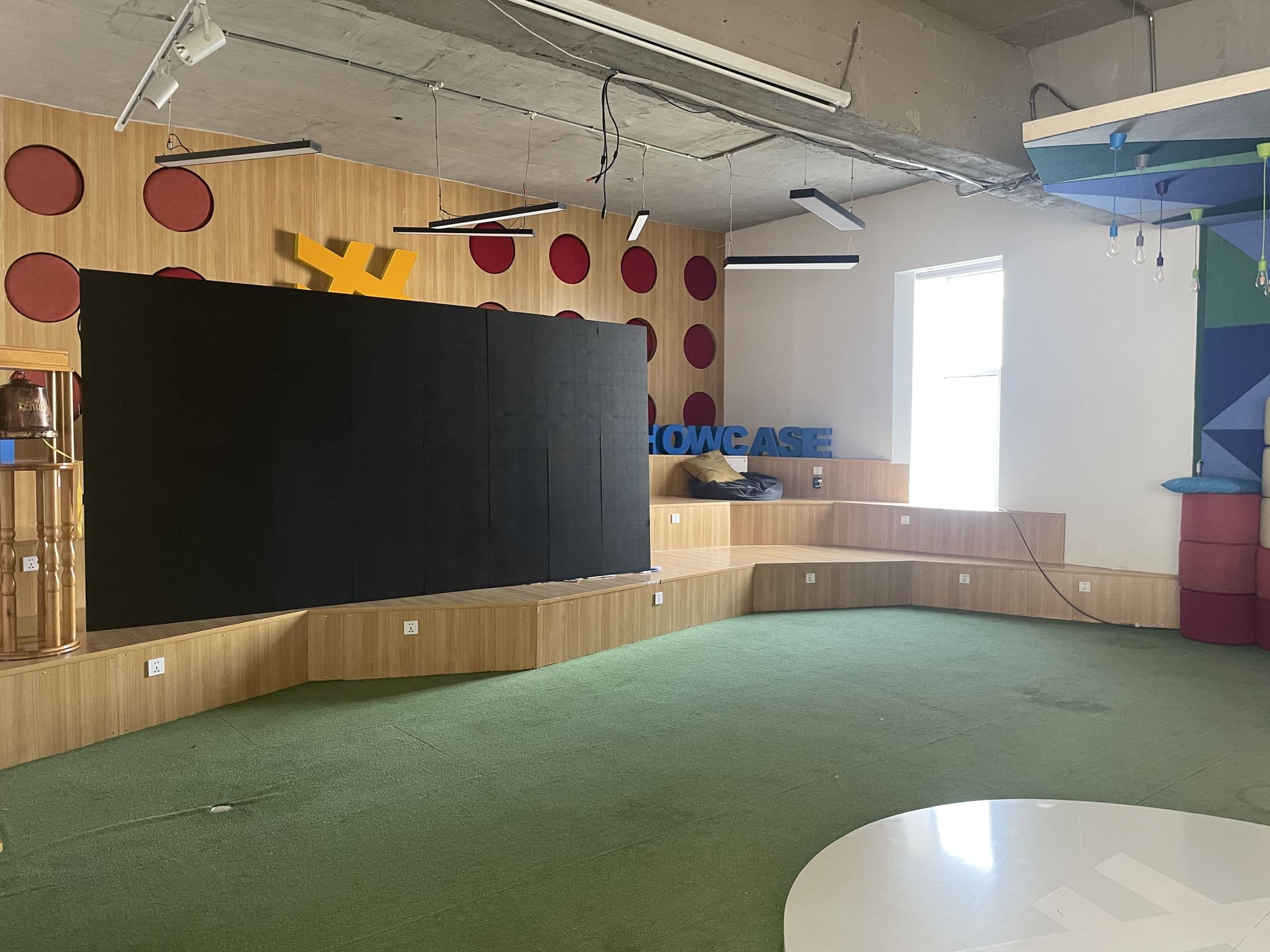 HUB Innovation Center Coworking in Mongolia NOMACHO