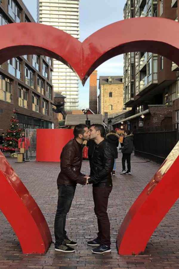 5 romantic things to do in Toronto for gay couples Canada