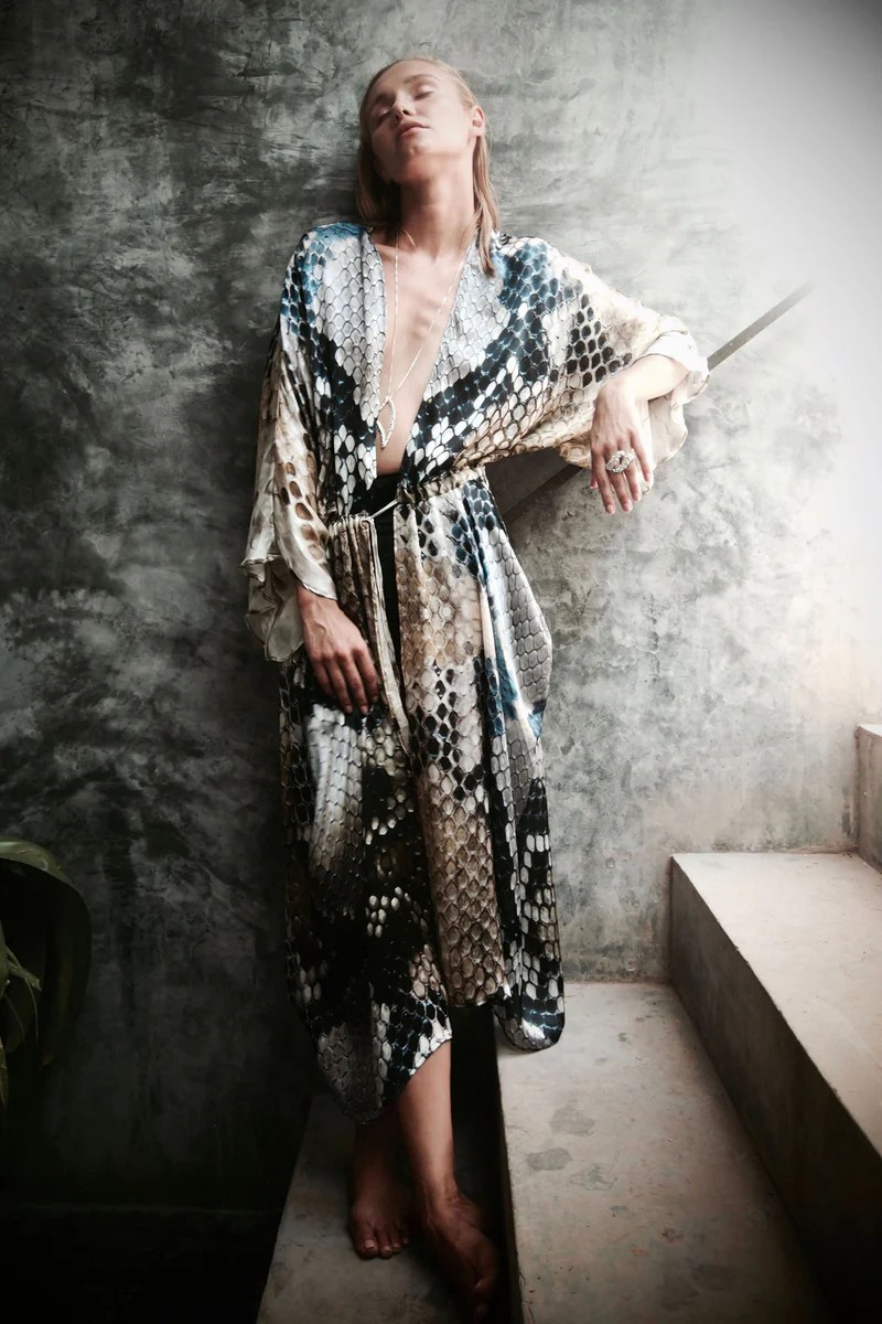 Cobra Vivian Silk Kimono NOMADIC