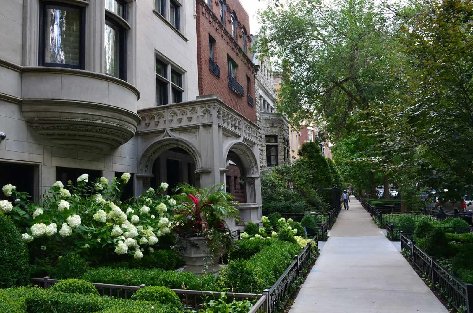 Astor Street (Chicago, Illinois) Nomadic Niko