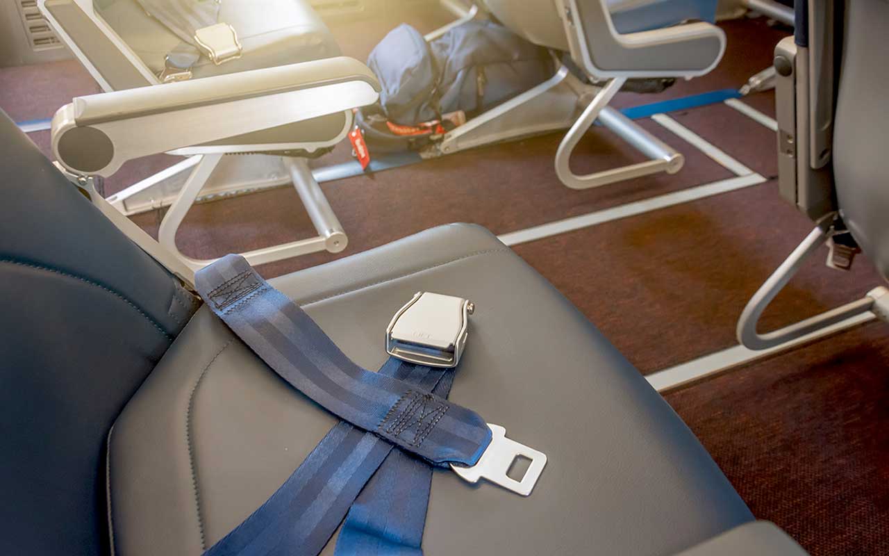 5 Best Underseat Luggage Picks to Avoid Packed Overhead Compartments