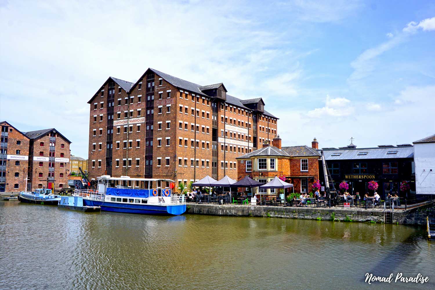 22 Photos of Gloucester, England that Will Make You Fall in Love with