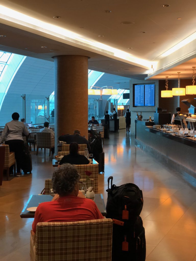 Emirates Lounge Buffet No Mas Coach!