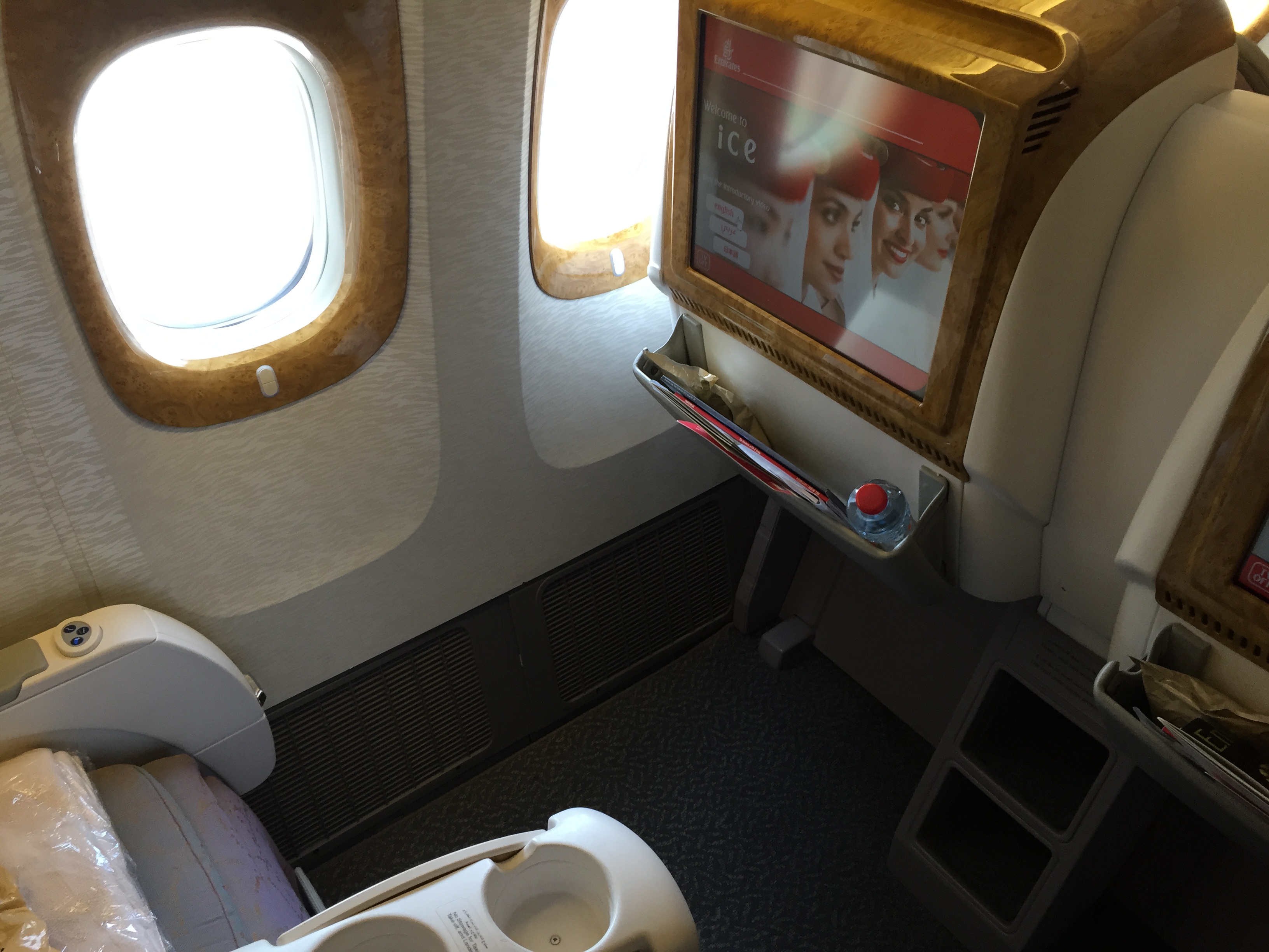 Dubai to Johannesburg, Emirates Business Class, 777300 No Mas Coach!