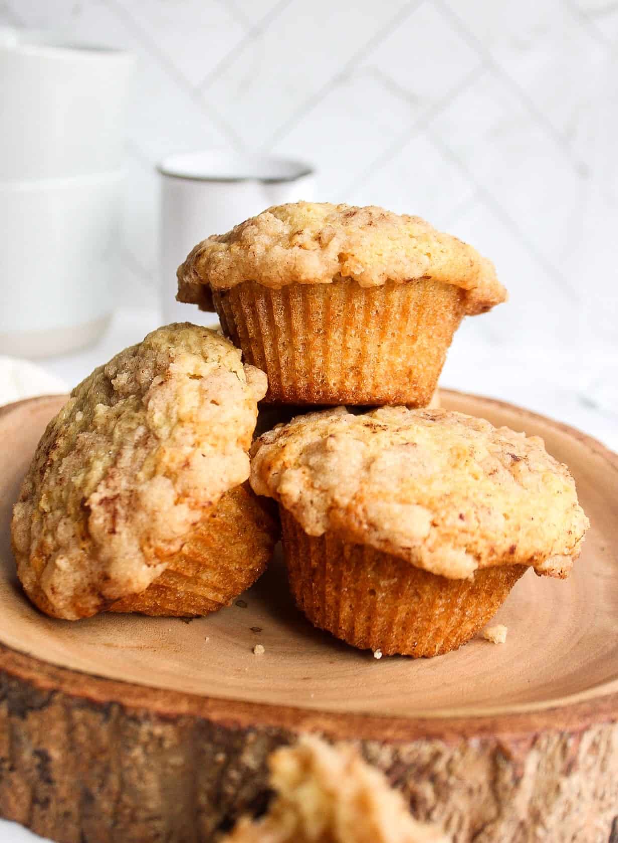Easy BakeryStyle Coffee Cake Muffins Recipe Nomaste Hungry