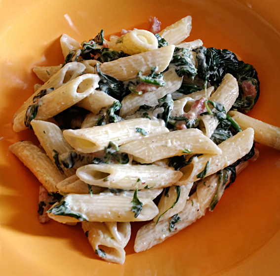 Pasta Met Spinazie, Spekjes En Kruidenkaas - Nombelina.com