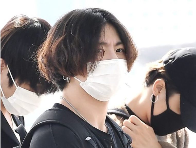 BTS長期休暇終了。空港ファッションをチェック！ nomnomkiyow