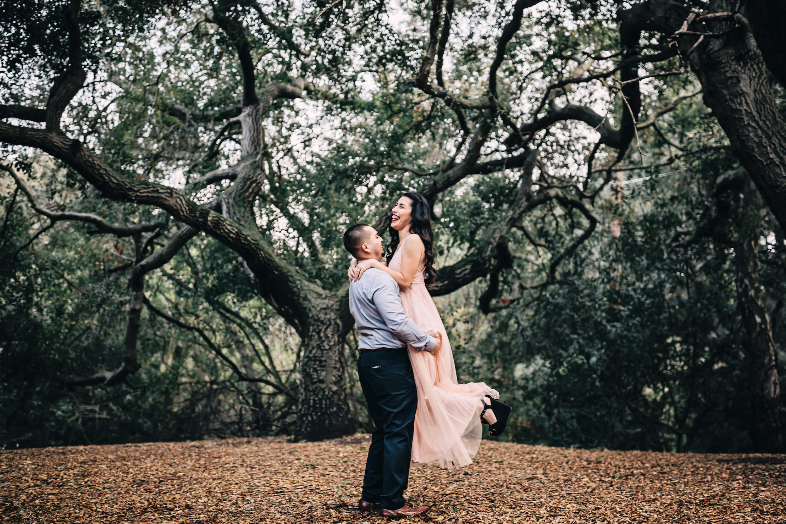 Hire Best Engagement Photographers to Capture Special Moments