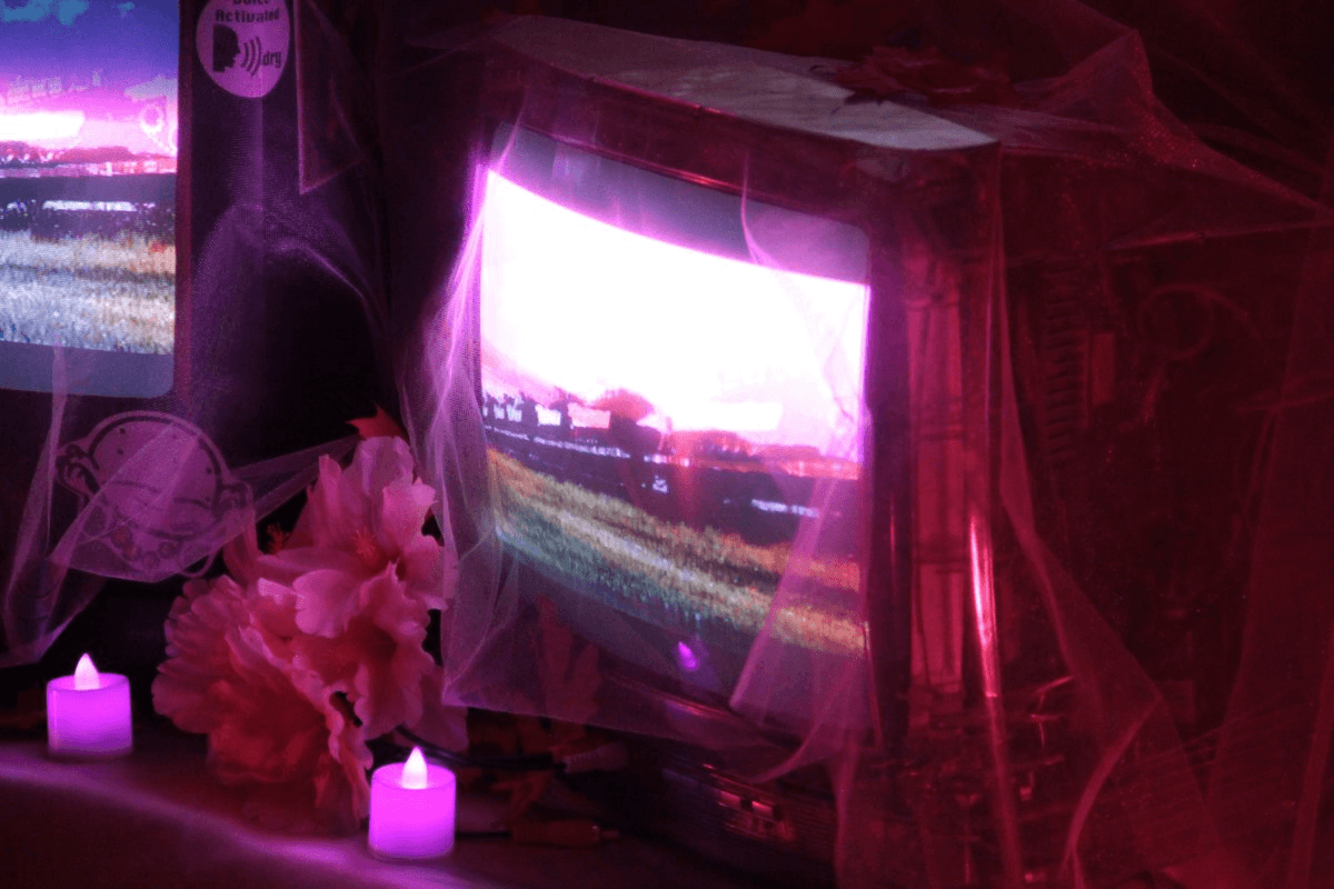 Resonator Norman's 'gallery that could' turns 1 Saturday