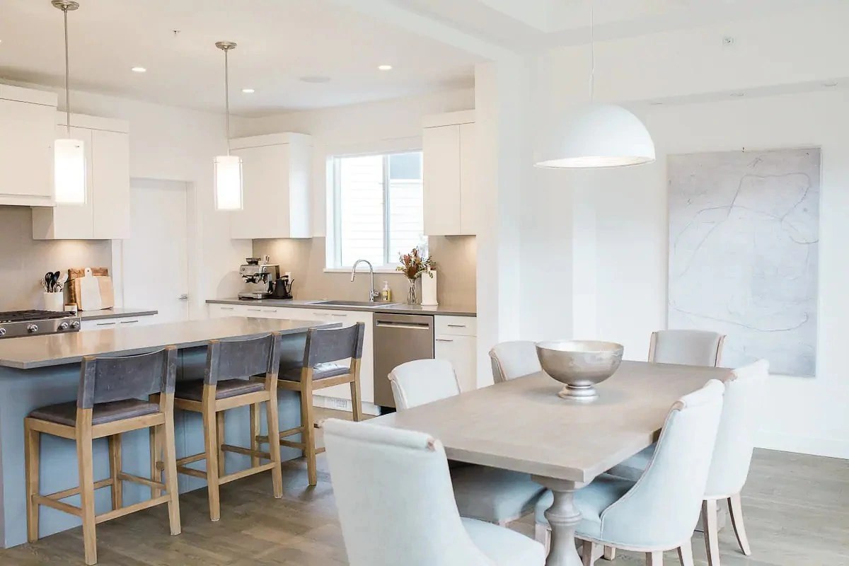 14 Incredible cabins and Vacation Rentals in Squamish Non Stop