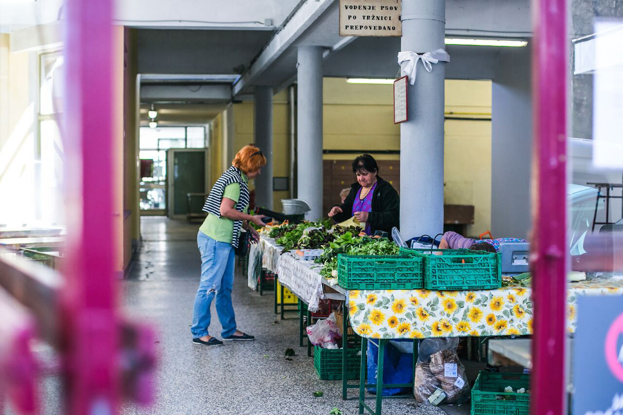 Little Market at Kidričeva Street* Nonument
