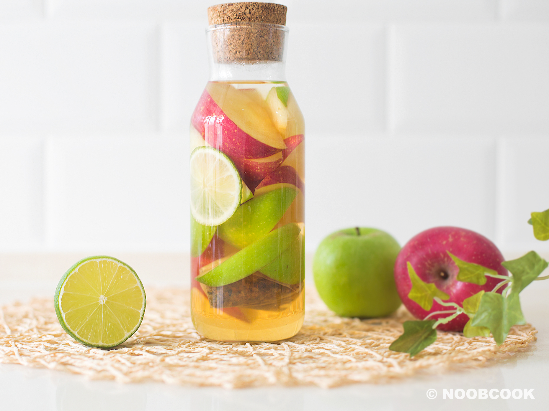 Apple Infused Tea Recipe 5minute Recipe Noob Cook