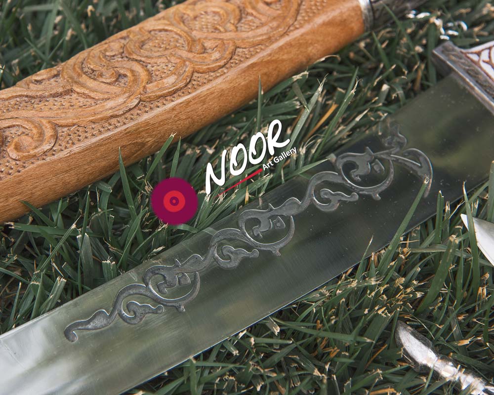 Hand carved knife Noor art gallery