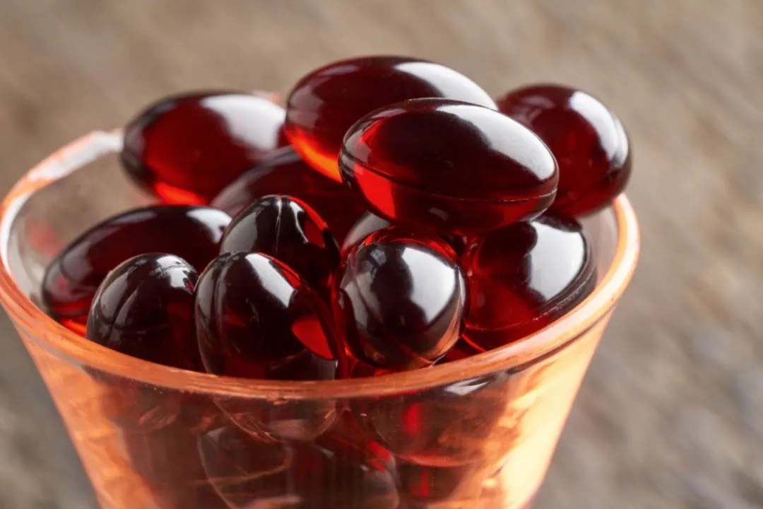 Astaxanthin Benefits, Dosage, Side Effects, Drug Interactions, and