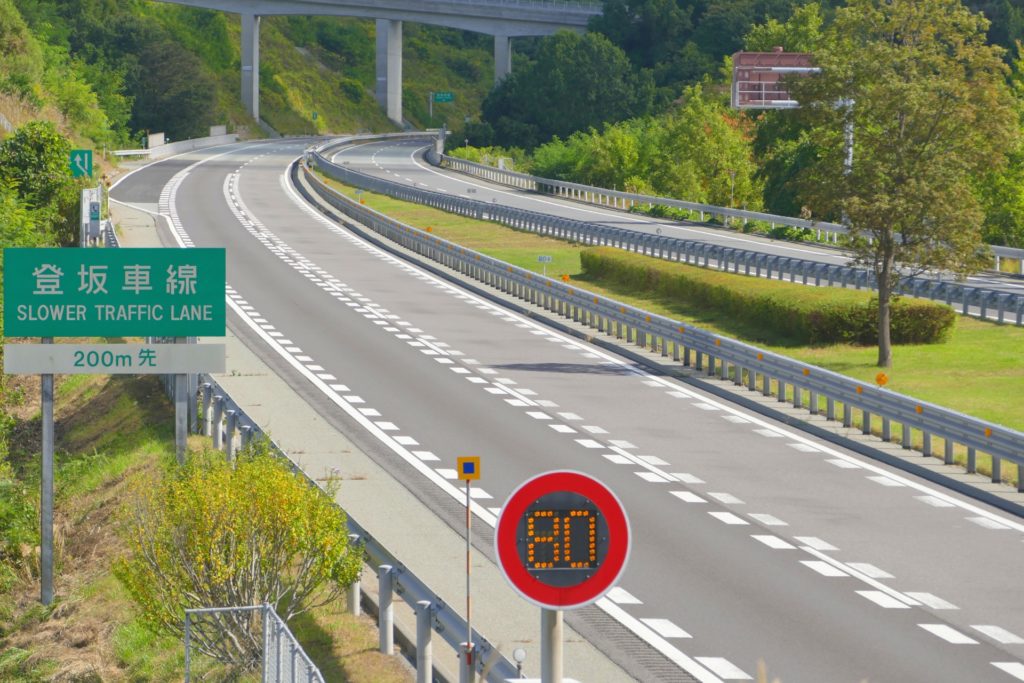 高速道路の適切なスピードとは？！ のっぴードライブログ
