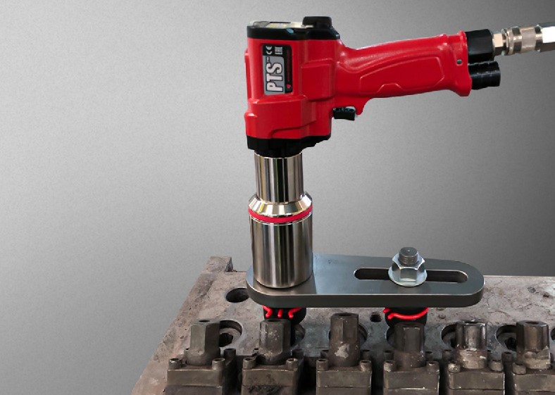 Flight Extruded Plastics Extrusion Die Adjustment Norbar Torque Tools