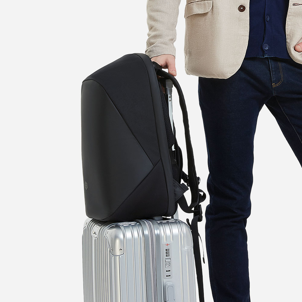 Nordace Windsor Modern AntiTheft Smart Backpack