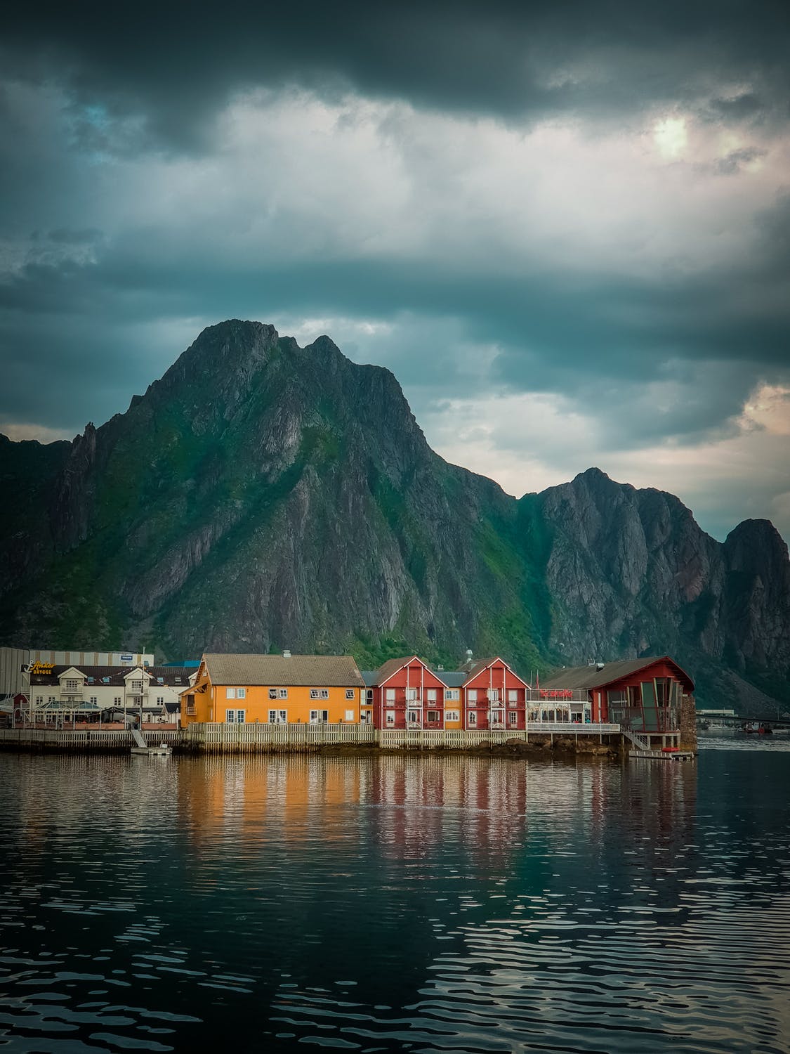 LIST of the Richest Countries in the World Norway is the second