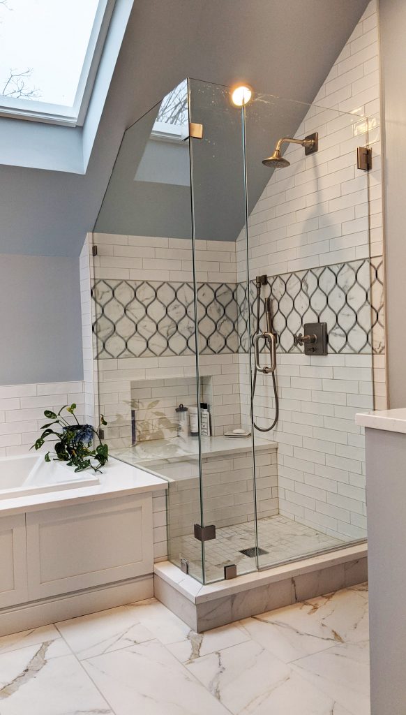 Bathroom Shower Tile Accents can be a Work of Art