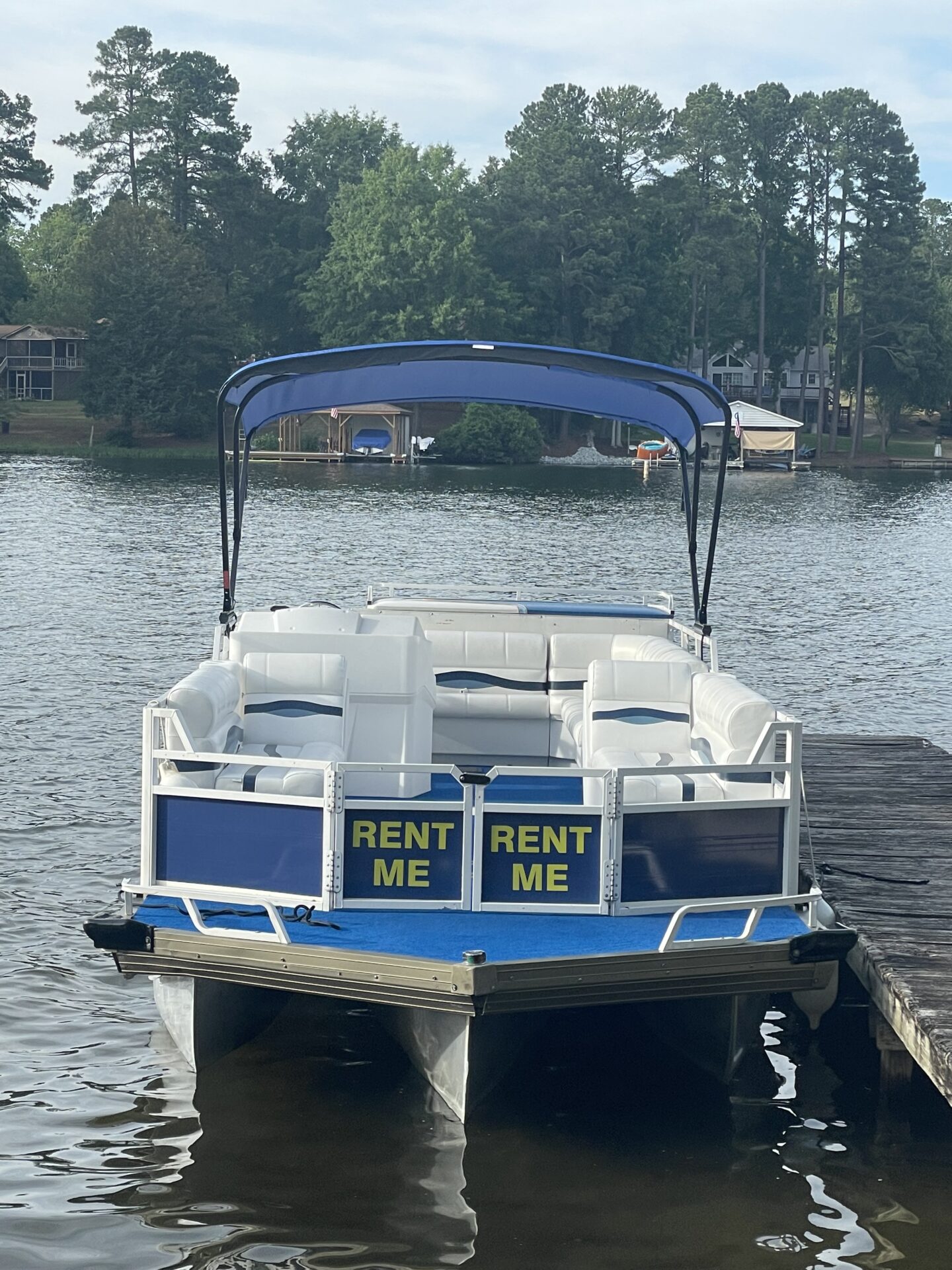 25′ TRITOON 140 HP MULTI DAY BOAT RENTAL Lake Gaston Northampton Marine