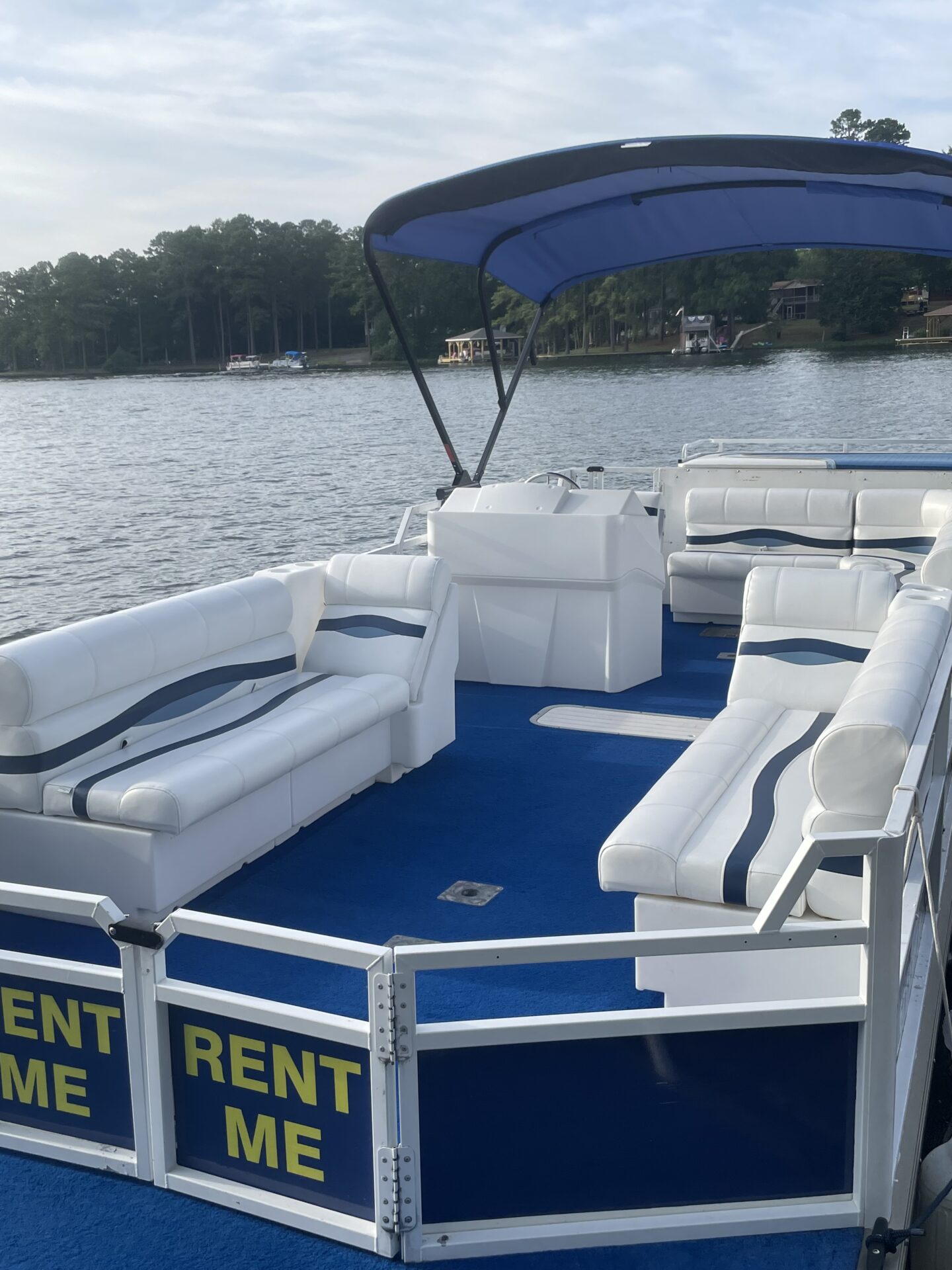 25′ TRITOON 140 HP MULTI DAY BOAT RENTAL Lake Gaston Northampton Marine