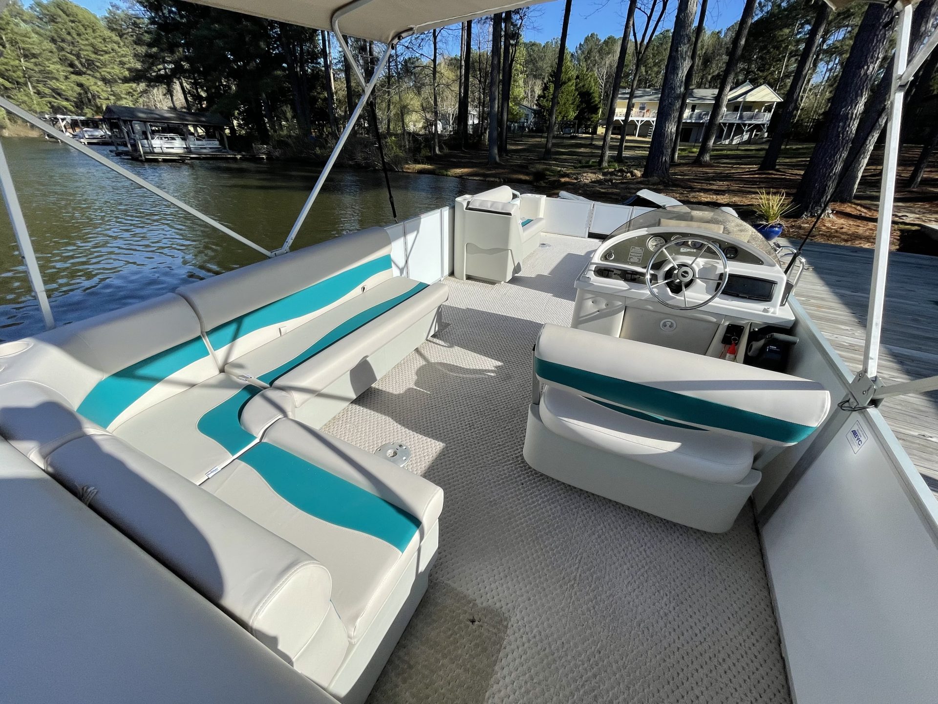22′ CREST 90HP PONTOON MULTI DAY RENTAL Lake Gaston Northampton Marine
