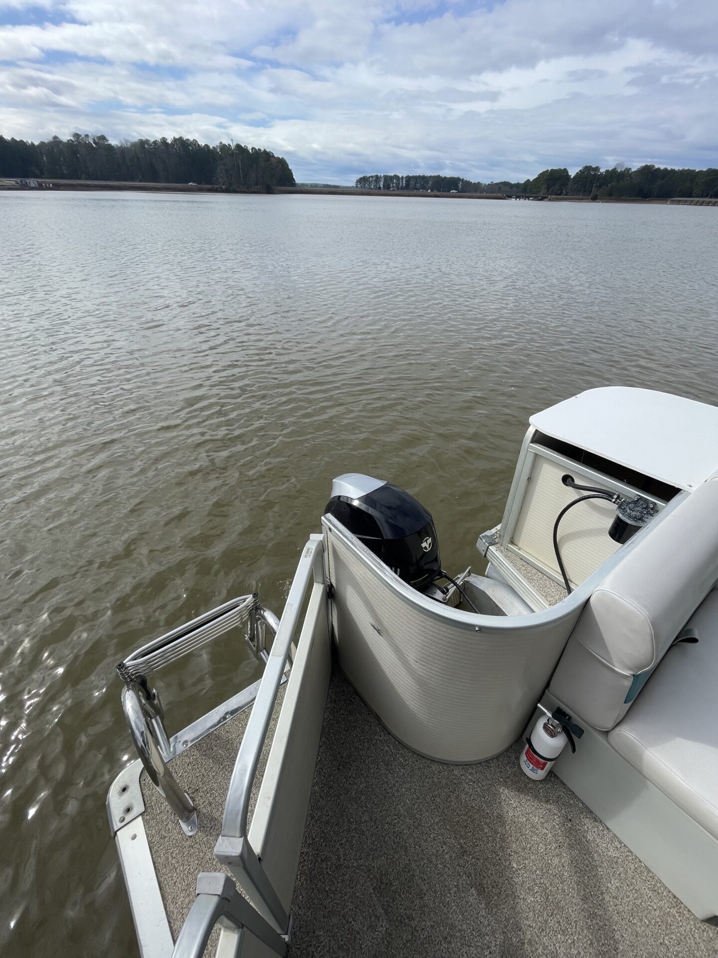 25′ PREMIER 60HP PONTOON DAILY BOAT RENTAL Lake Gaston Northampton Marine
