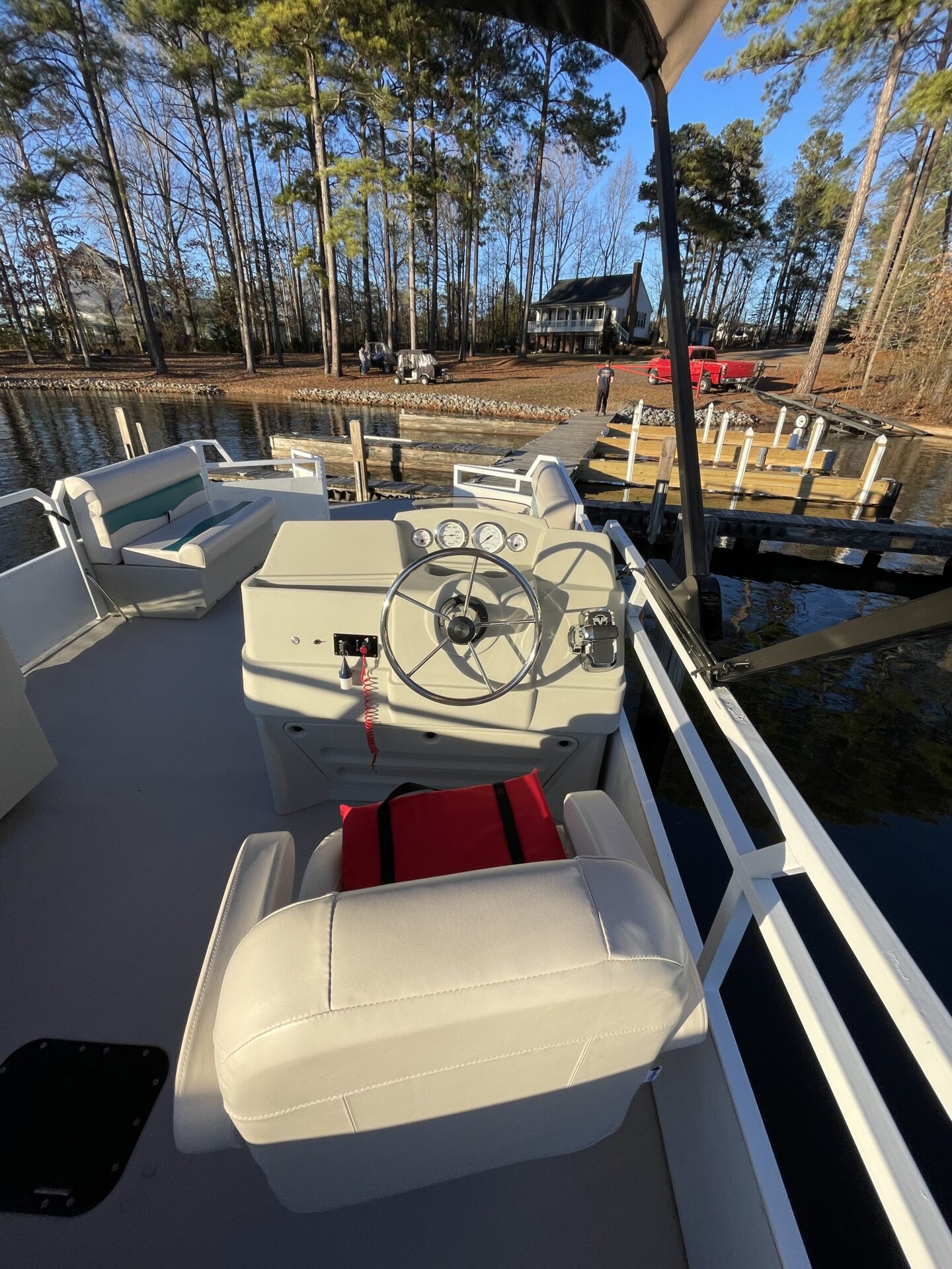 22′ JCTRITOON 60 HP MULTI DAY BOAT RENTAL Lake Gaston Northampton Marine