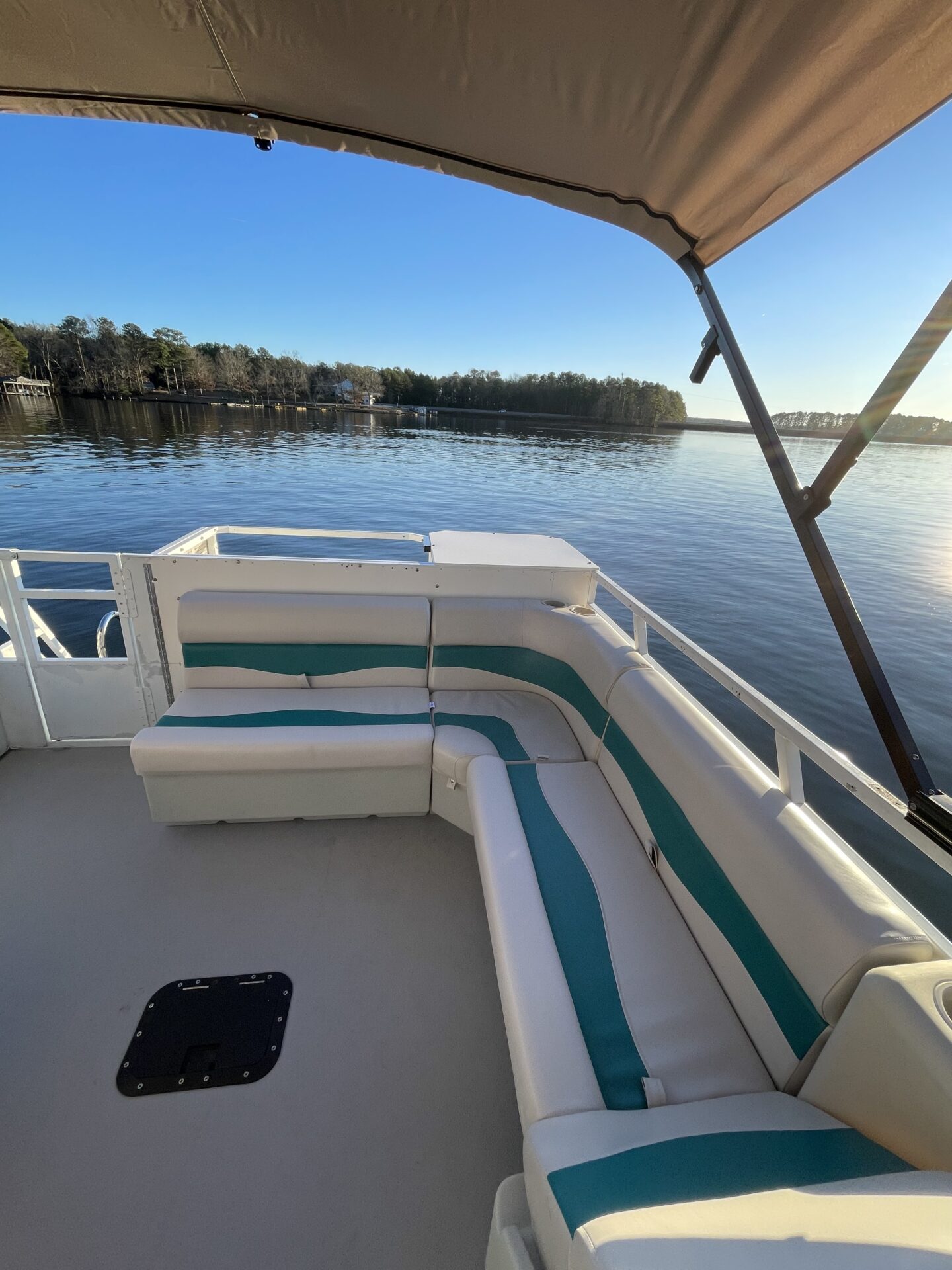 22′ JCTRITOON 60 HP MULTI DAY BOAT RENTAL Lake Gaston Northampton Marine