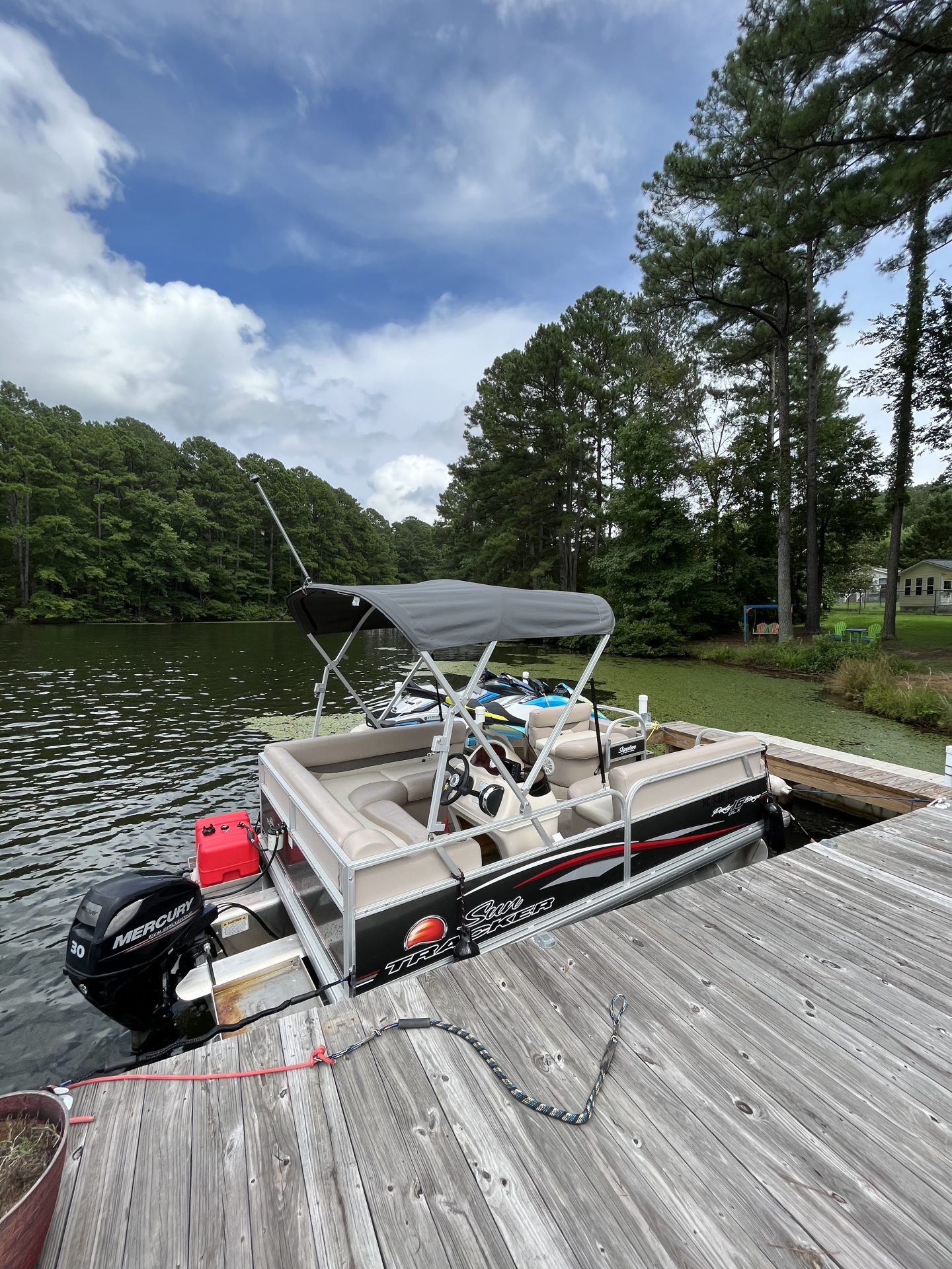 16′ MINI PARTY BARGE PONTOON 30HP DAILY BOAT RENTAL Lake Gaston
