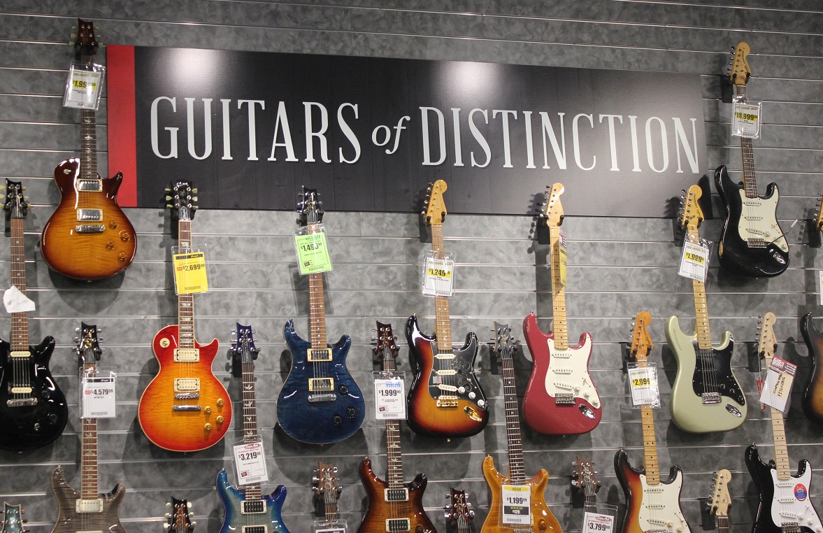 SAN DIEGO, CA Directional Signs for Sam Ash Music New Store!