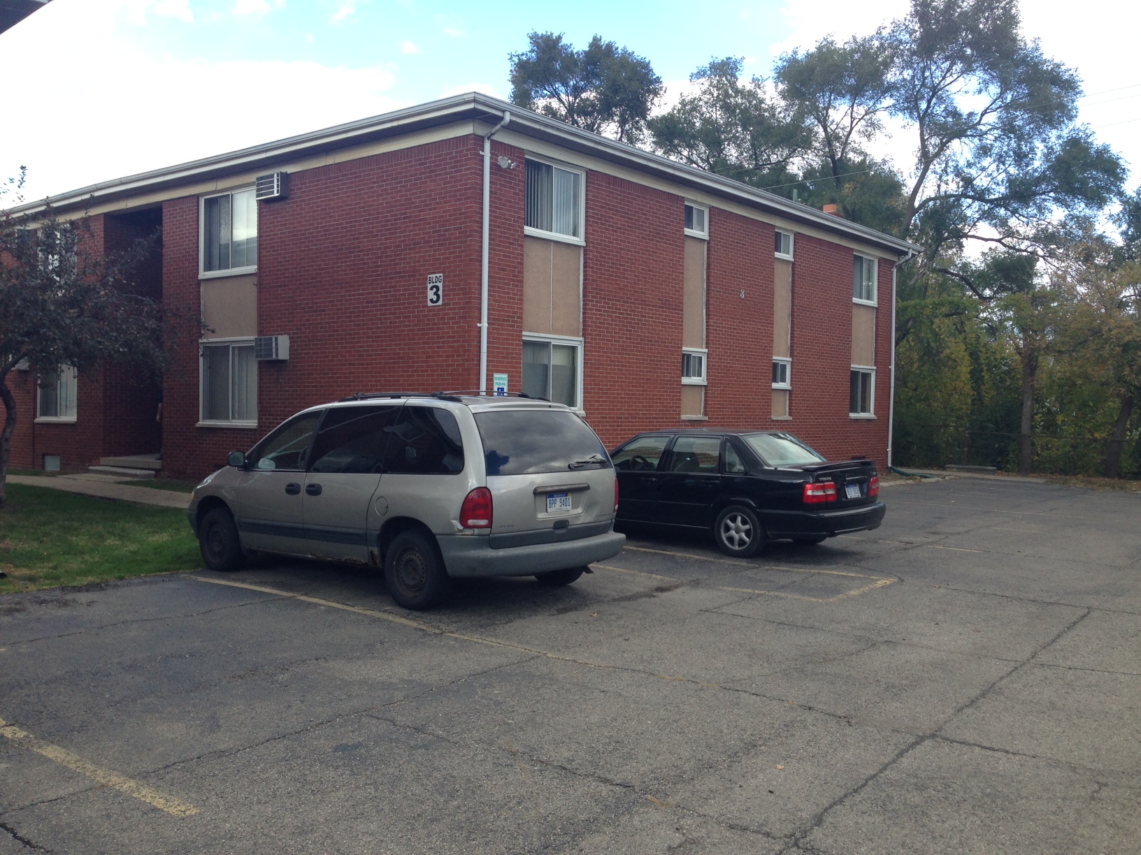 Creekside Apartments North Empire