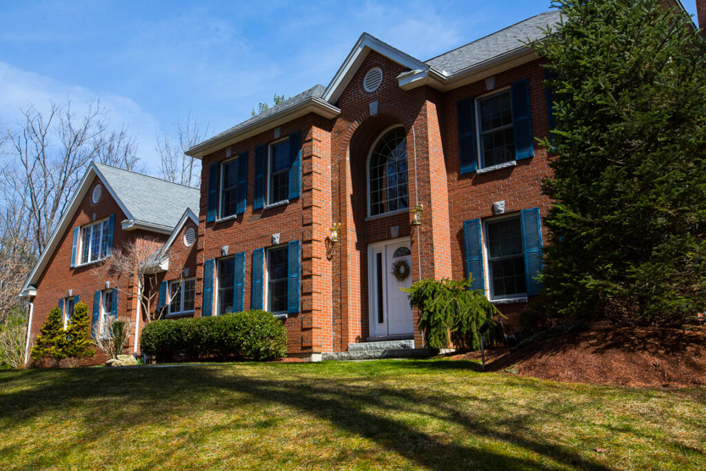 Sell Realtor Manchester NH Northern Properties Realty Group