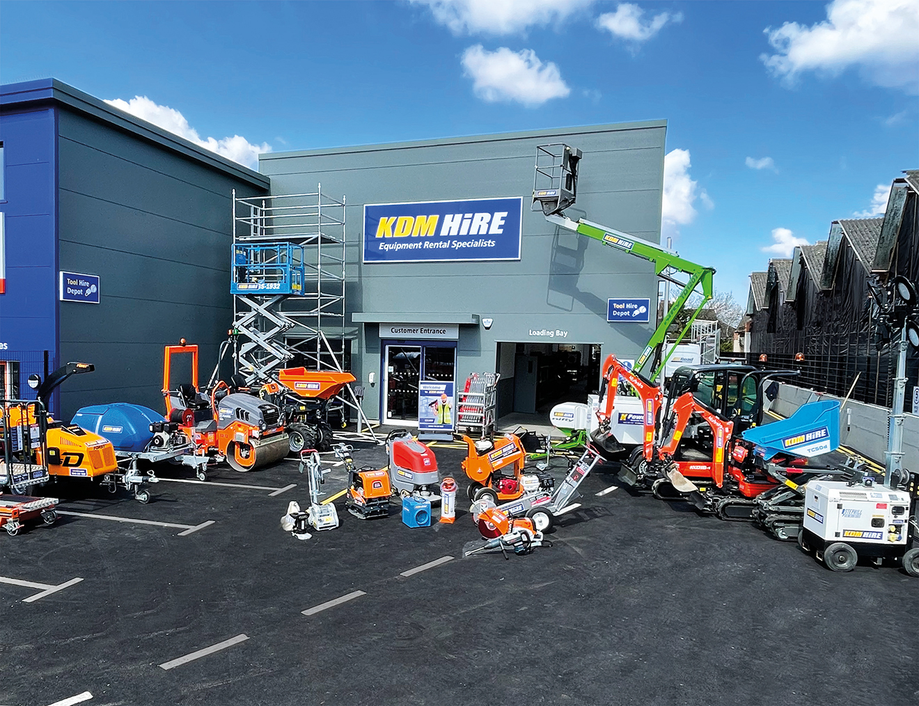KDM Hire invests £1.3m in new Tool and Equipment Hire Depot NI Builder