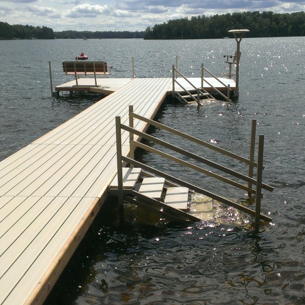 PIERS & DOCKS Northern Dock and Lift