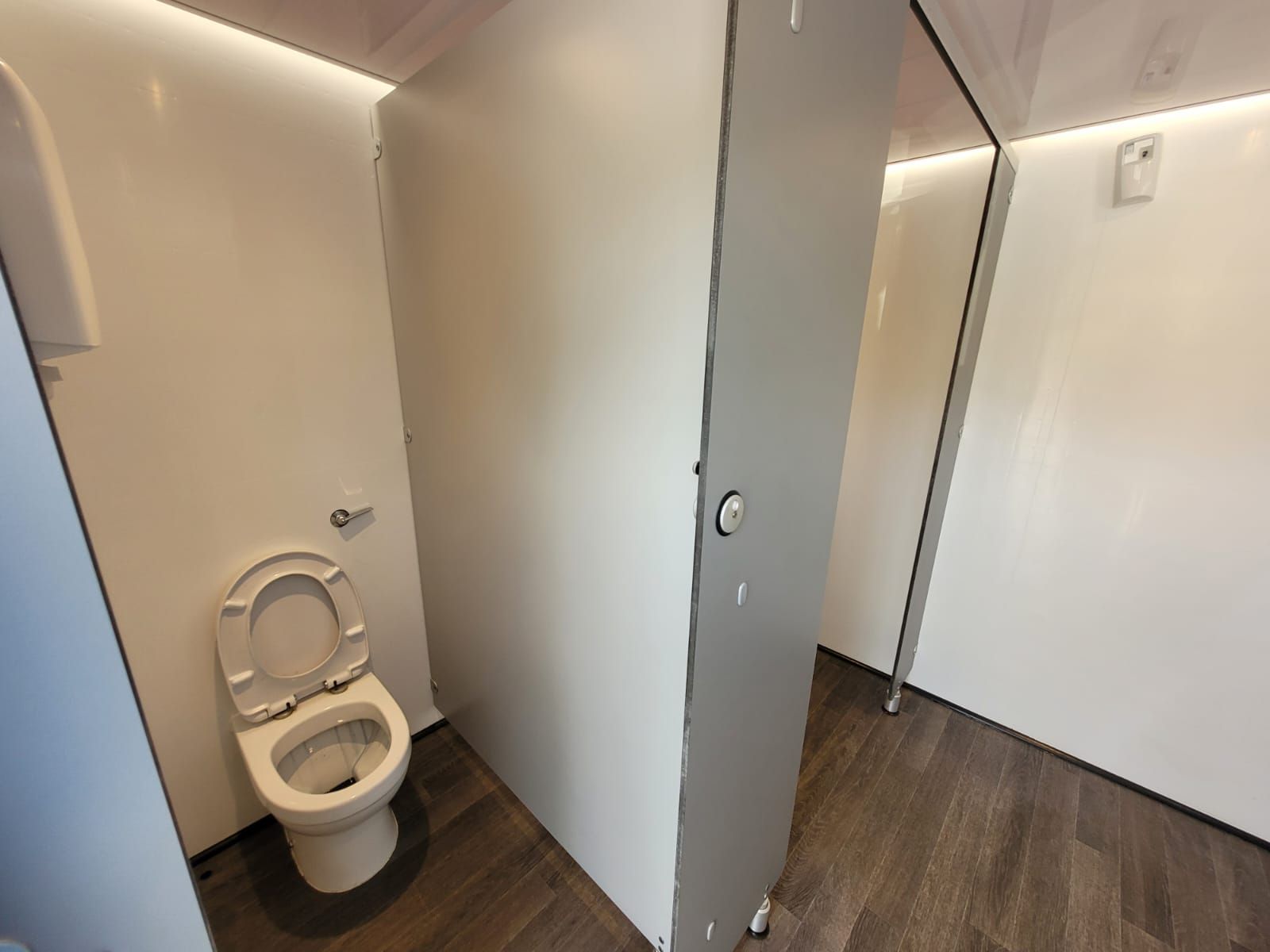 Portable Toilets & Welfare Cabins in Penrith Northern and Lakes Loos