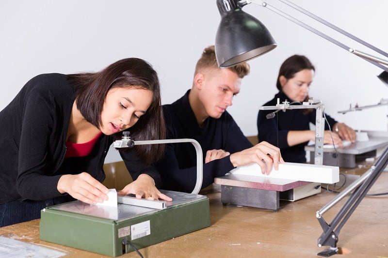 The 6 Absolute Best Scroll Saws for Beginners Northern Nester