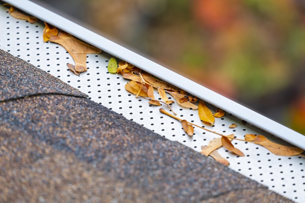 How To Install Gutter Guards In 3 Easy Steps [2023 Guide]