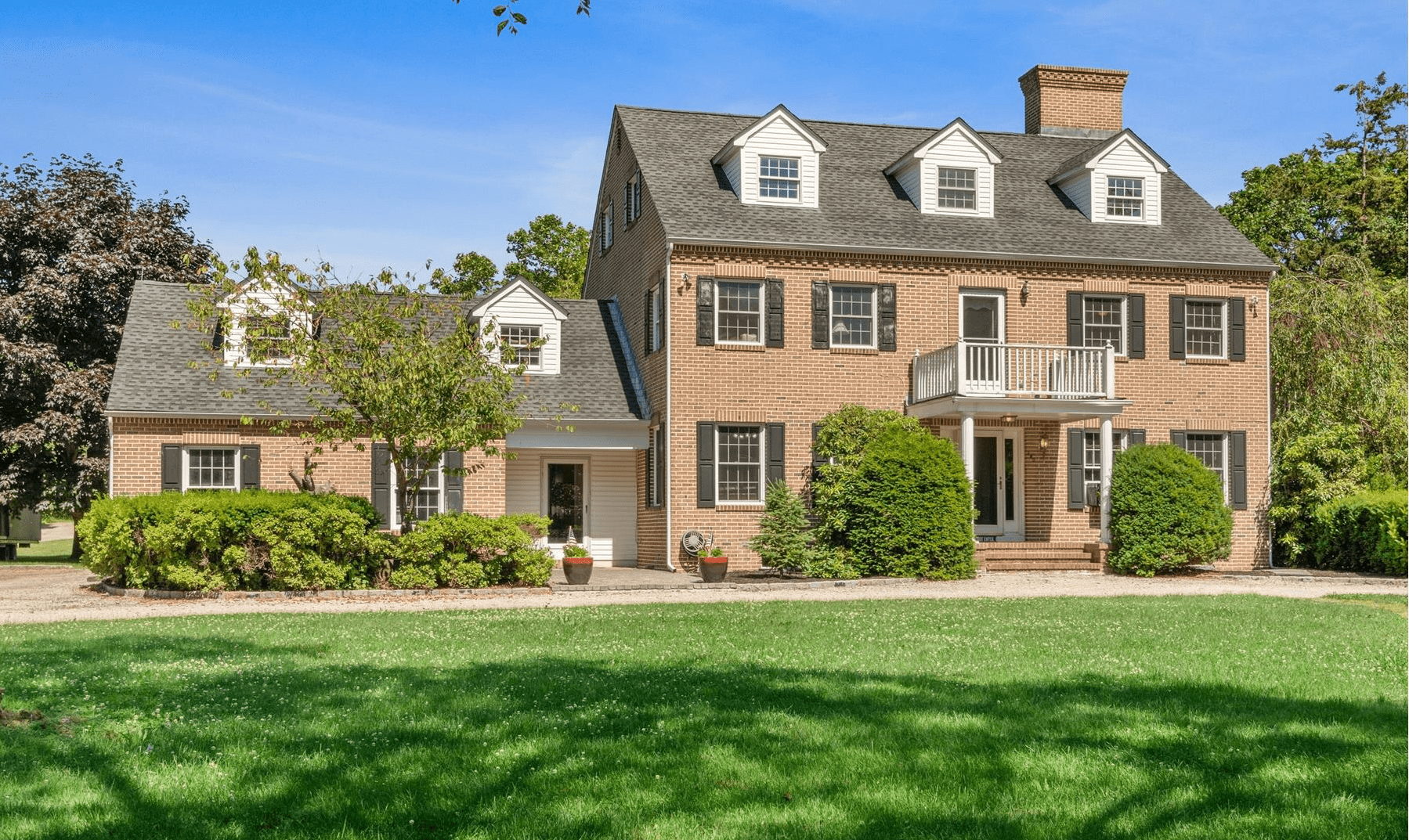 Traditional Colonial in New Suffolk North Fork Real Estate Showcase