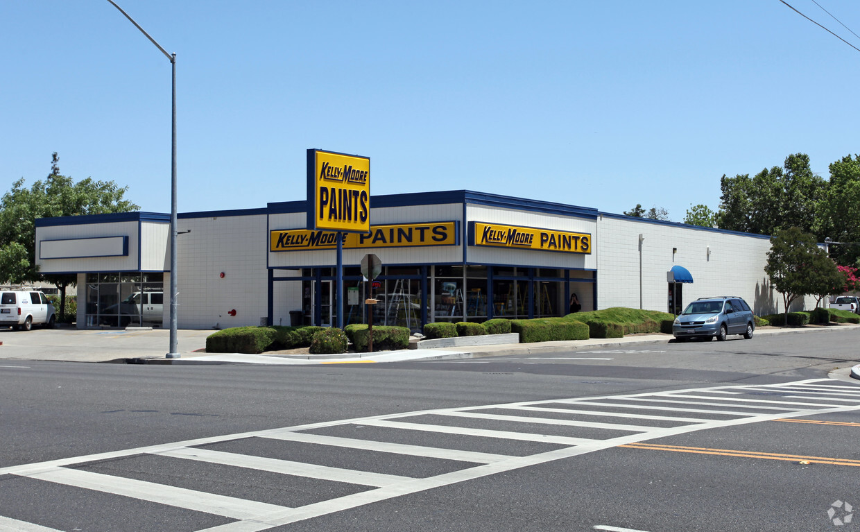 Freestanding Retail 1004 Mchenry Ave, Modesto in Modesto NAI Northgate Commercial Real Estate