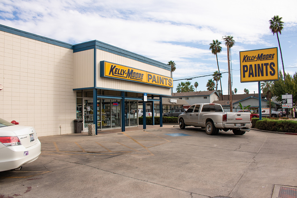 Freestanding Retail 1004 Mchenry Ave, Modesto in Modesto NAI