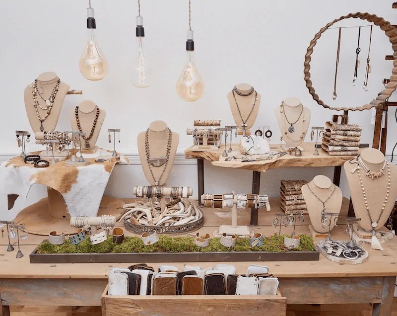 Canoe Jewelry & Handbags North Living